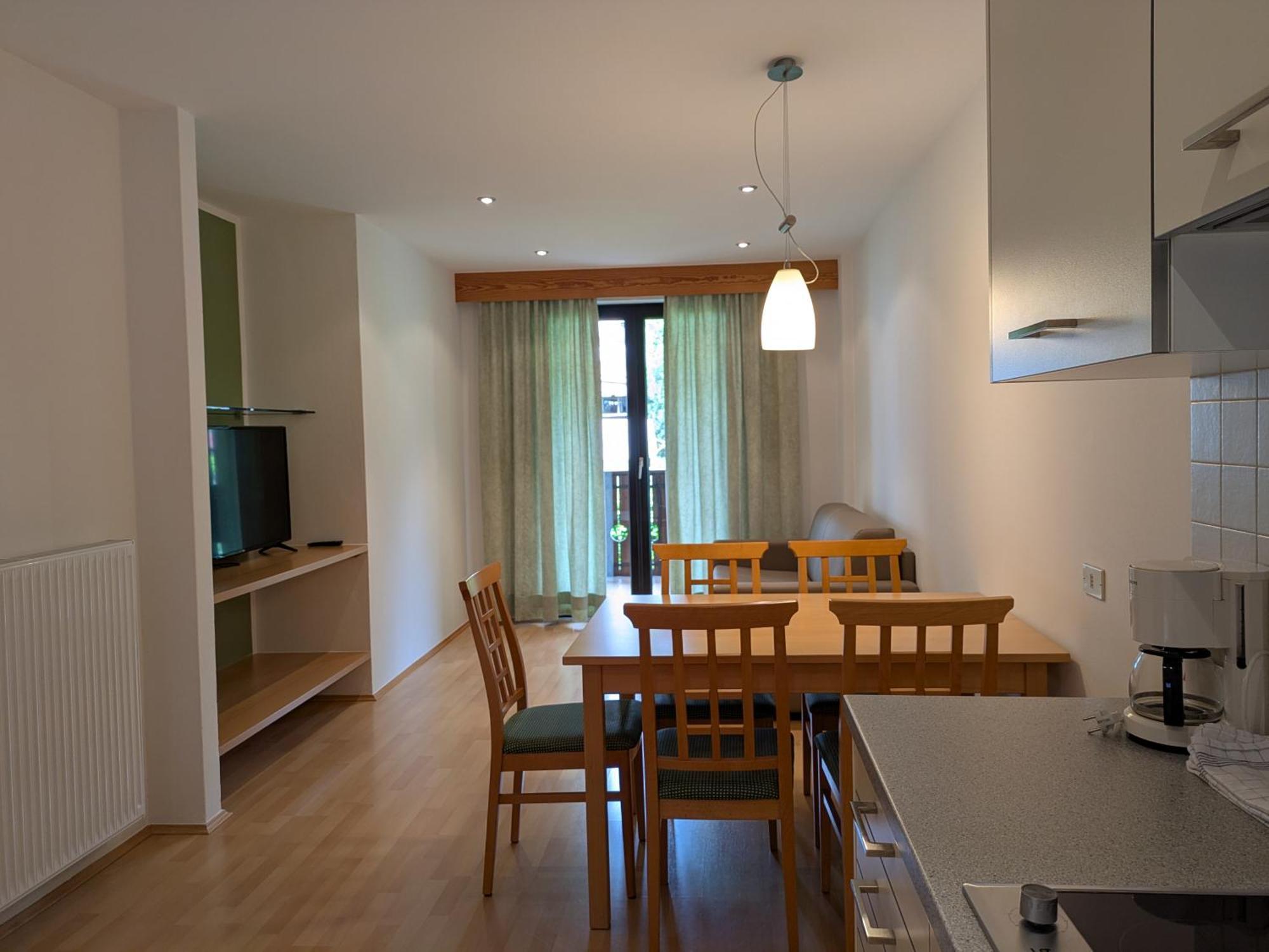 Garni Saltneregg Hotel Caldaro Ngoại thất bức ảnh